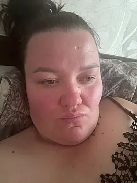 SunnyLeila2101 online show from 5, 5, 2026