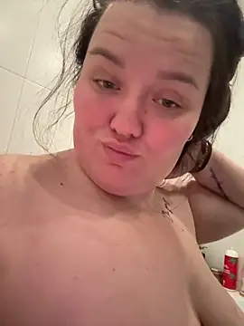 SunnyLeila2101 online show from 11, 3, 2026