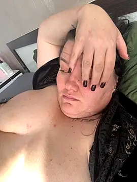 SunnyLeila2101 online show from 30, 10, 2025