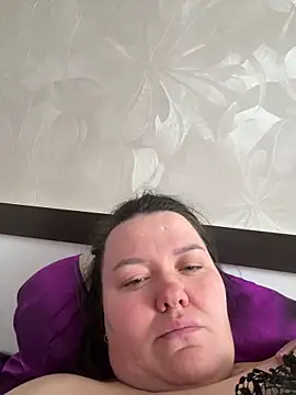 SunnyLeila2101 online show from 10, 4, 2026