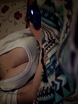 Snapshot of itsCuteTits chatting on 22, 11, 2025 itsCuteTits online show from 22, 11, 2025