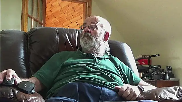 Snapshot of janzer13 chatting on 1, 5, 2026 janzer13 online show from 1, 5, 2026
