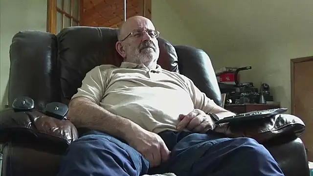 Snapshot of janzer13 chatting on 22, 2, 2026 janzer13 online show from 22, 2, 2026