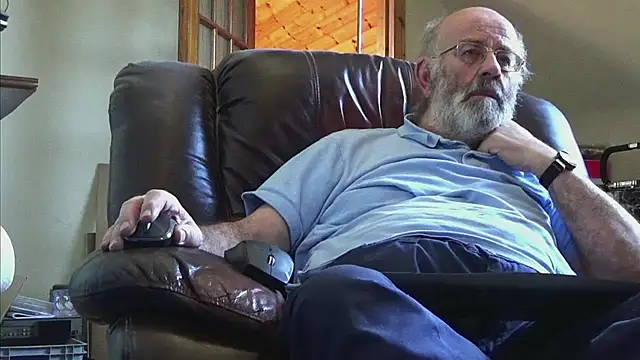 Snapshot of janzer13 chatting on 15, 2, 2026 janzer13 online show from 15, 2, 2026