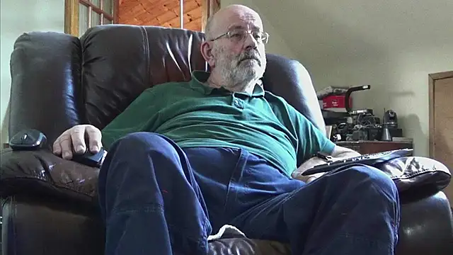 Snapshot of janzer13 chatting on 28, 2, 2026 janzer13 online show from 28, 2, 2026