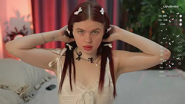 Snapshot of ambershoney chatting on 25, 11, 2025 ambershoney online show from 25, 11, 2025