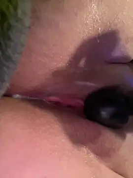 sexyBrunettex1 online show from 2, 7, 2026