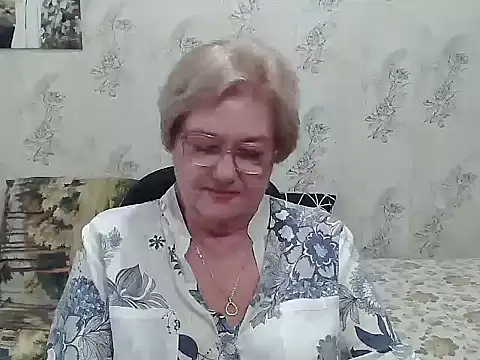 Snapshot of Renata62011 chatting on 24, 10, 2025 Renata62011 online show from 24, 10, 2025