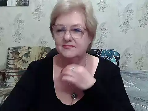 Snapshot of Renata62011 chatting on 29, 11, 2025 Renata62011 online show from 29, 11, 2025