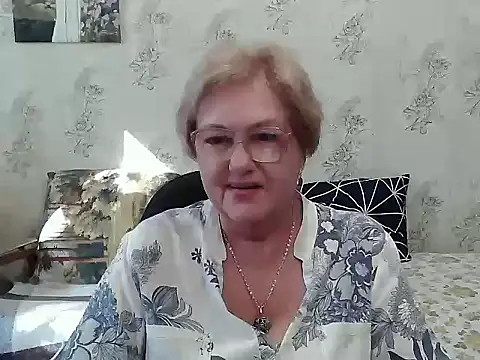 Snapshot of Renata62011 chatting on 19, 9, 2025 Renata62011 online show from 19, 9, 2025