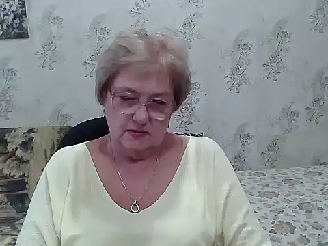 Snapshot of Renata62011 chatting on 7, 10, 2025 Renata62011 online show from 7, 10, 2025