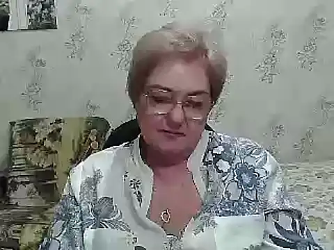 Snapshot of Renata62011 chatting on 11, 10, 2025 Renata62011 online show from 11, 10, 2025