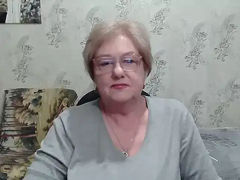 Snapshot of Renata62011 chatting on 4, 11, 2025 Renata62011 online show from 4, 11, 2025