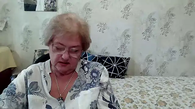 Snapshot of Renata62011 chatting on 5, 10, 2025 Renata62011 online show from 5, 10, 2025
