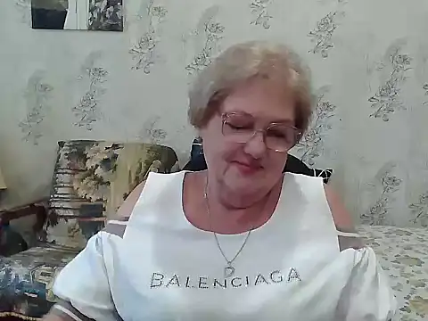 Snapshot of Renata62011 chatting on 4, 10, 2025 Renata62011 online show from 4, 10, 2025