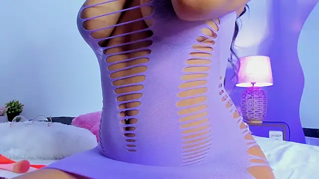 bell popperr  online show from 9, 10, 2025