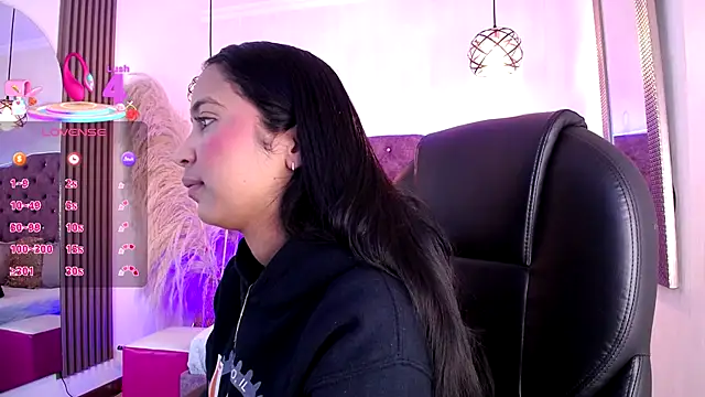 SophiaWalker 1 online show from 17, 11, 2025