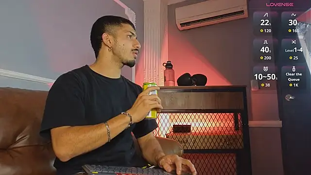 ArturoCardona  online show from 17, 12, 2025