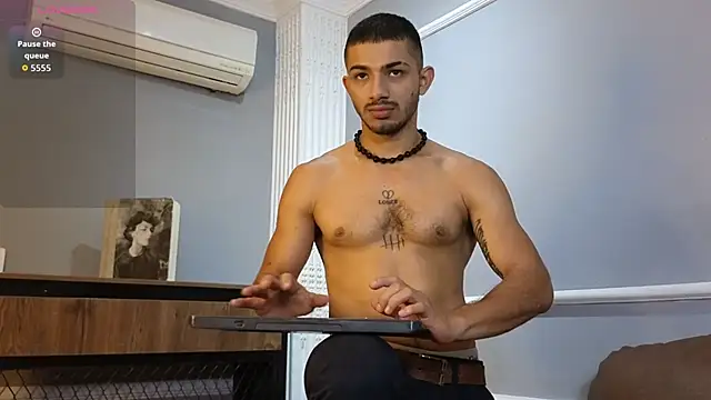 ArturoCardona  online show from 8, 10, 2025