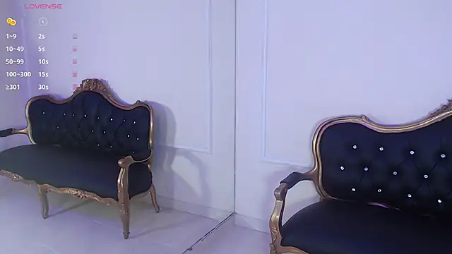 Lola Pierce online show from 24, 9, 2025