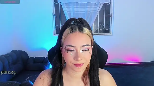 Aishelyng online show from 6, 10, 2025