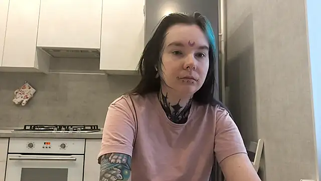 HighelikeGirl online show from 23, 2, 2026