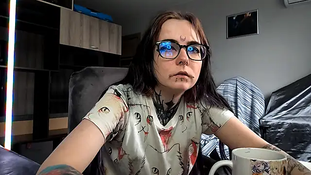 HighelikeGirl online show from 29, 9, 2025