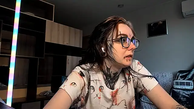 HighelikeGirl online show from 6, 10, 2025