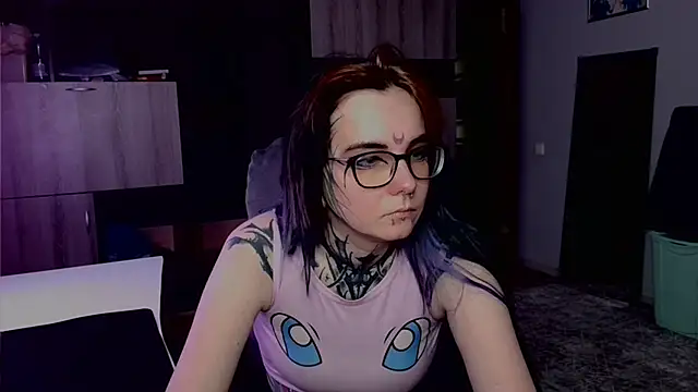 HighelikeGirl online show from 9, 9, 2025