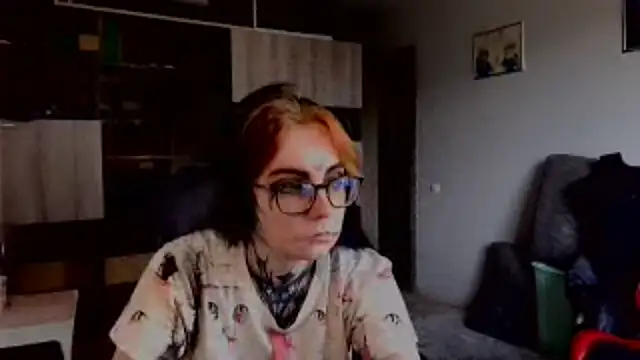 HighelikeGirl online show from 17, 9, 2025