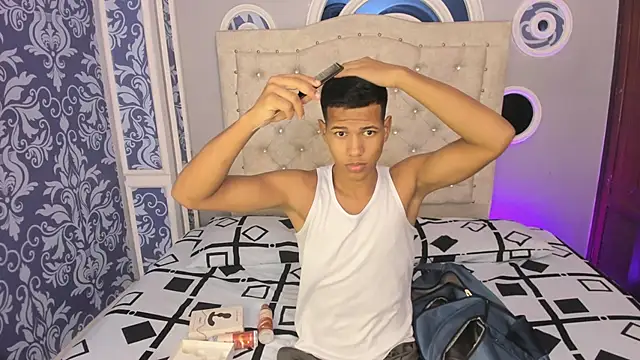 KingStark  online show from 6, 10, 2025