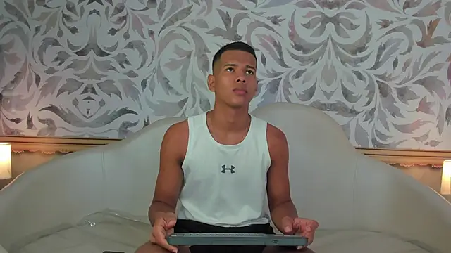 KingStark  online show from 2, 12, 2025