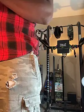 KeYBuMp323 online show from 8, 3, 2026