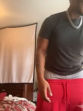 KeYBuMp323 online show from 5, 2, 2026