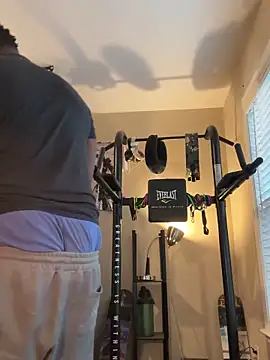 KeYBuMp323 online show from 4, 2, 2026