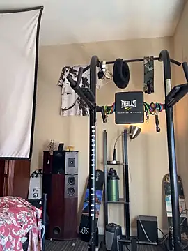 KeYBuMp323 online show from 7, 2, 2026