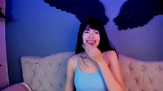 Dita von2 online show from 15, 10, 2025