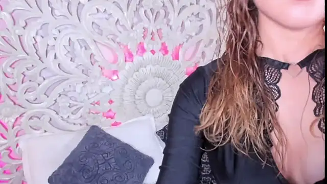 Odette bulgari online show from 21, 10, 2025