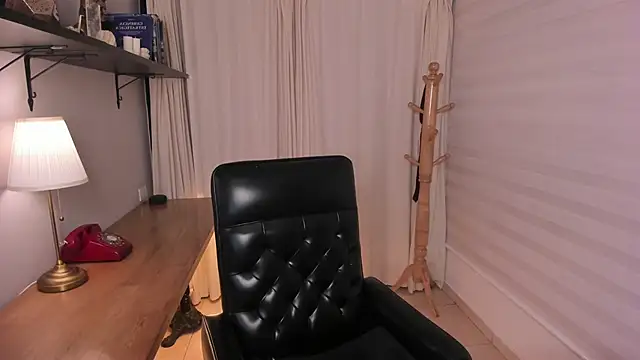 Odette bulgari online show from 13, 2, 2026