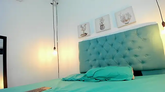 cris dulce online show from 22, 12, 2025