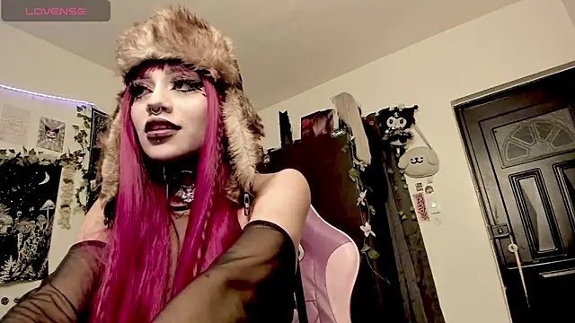GothKitten666 online show from 31, 5, 2026