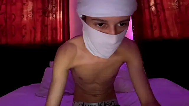 holydirt luxeno1 online show from 16, 10, 2025