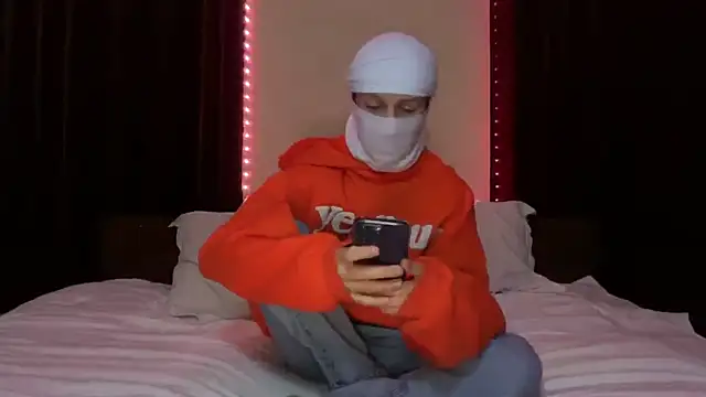 holydirt luxeno1 online show from 22, 9, 2025