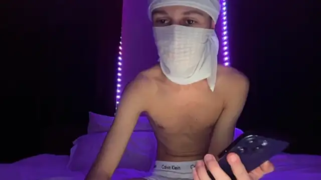 holydirt luxeno1 online show from 9, 1, 2026