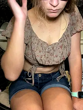 Lilamelon online show from 18, 9, 2025