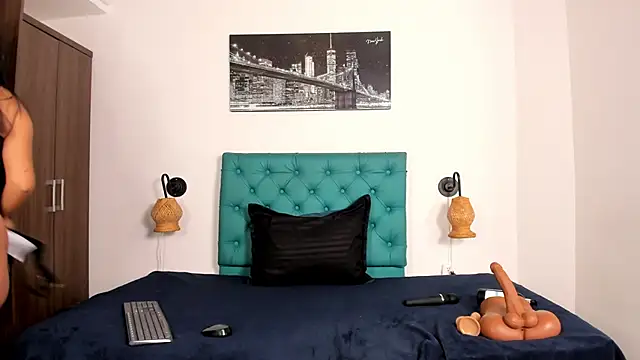 juliana 13 online show from 16, 9, 2025