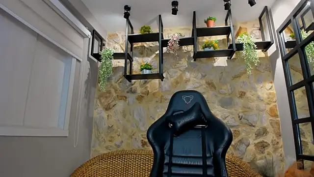 VenusBlazer online show from 10, 11, 2025