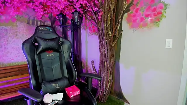 VenusBlazer online show from 30, 11, 2025