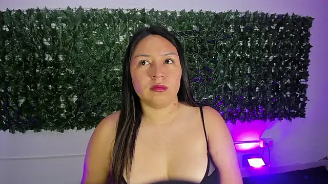 BellaRoux1 online show from 28, 2, 2026