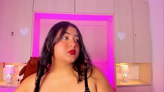 LilyWhitney online show from 10, 9, 2025